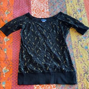 dELiA*s Black Top with Gold Lightning Pattern
